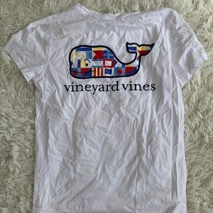 Vineyard vines tee